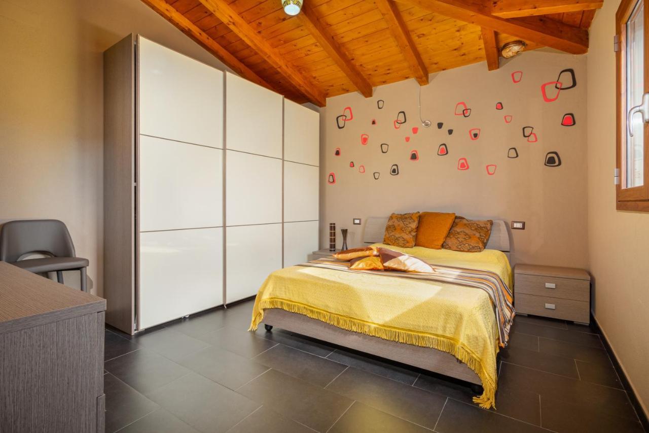 Casa A Schiera Budoni Exteriör bild