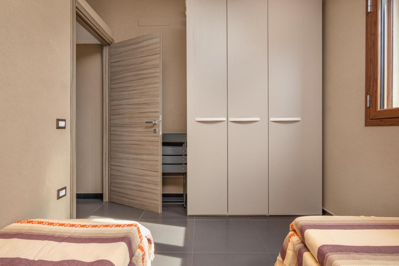 Casa A Schiera Budoni Exteriör bild
